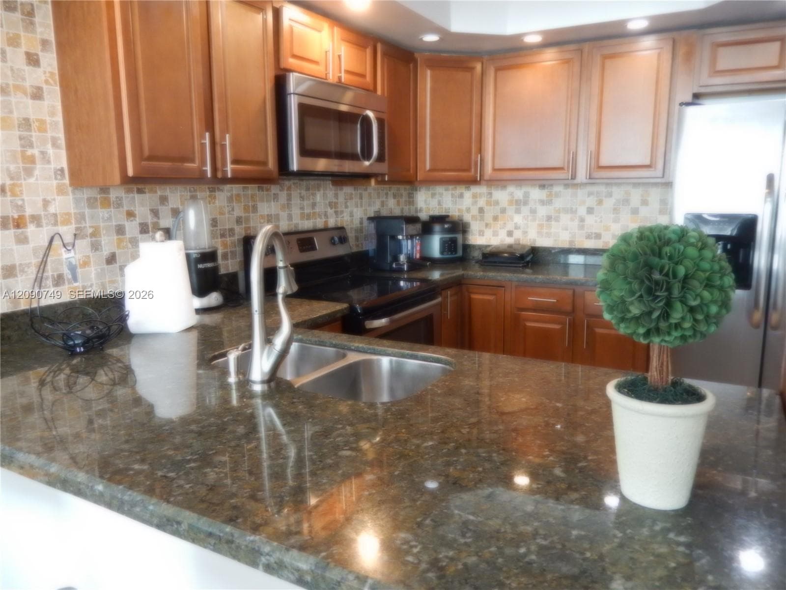 HARDING HALL CONDOMINIUM · #507 in Miami Beach - Photo 4
