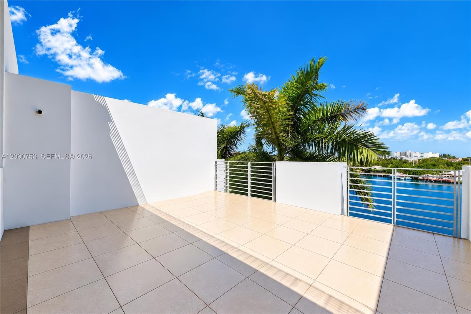 Avanti Town-Houses · #4 in Miami Beach - Photo 2