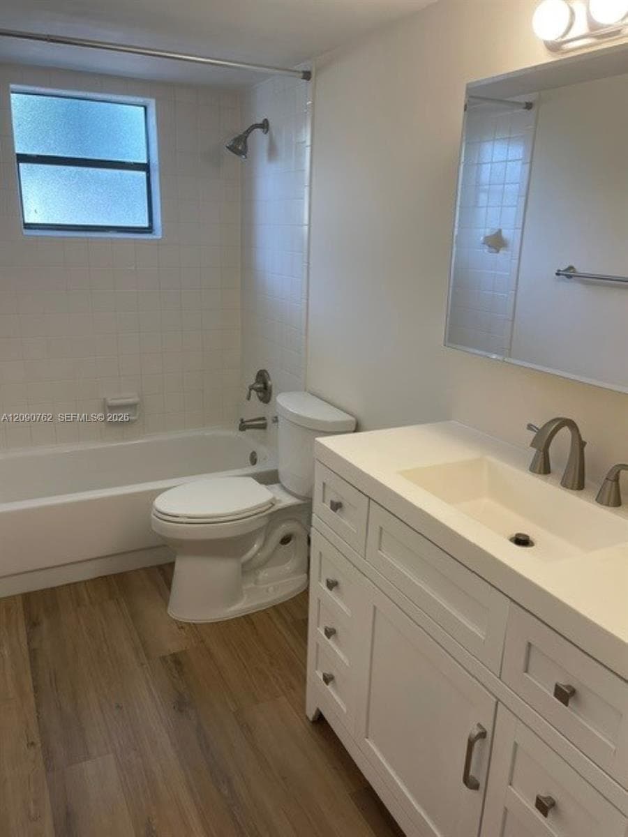 KINGS CREEK WEST CONDO BL · #701 in Miami - Photo 9