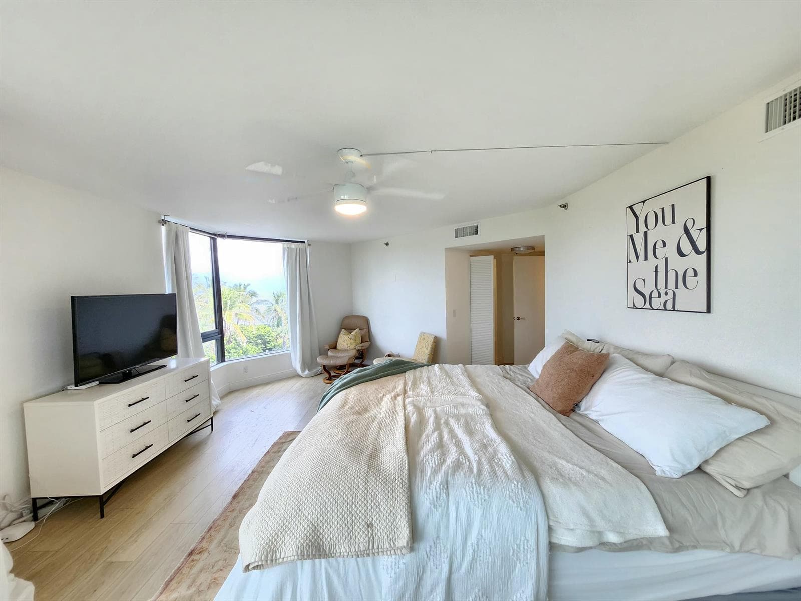 TH MASTR BED2