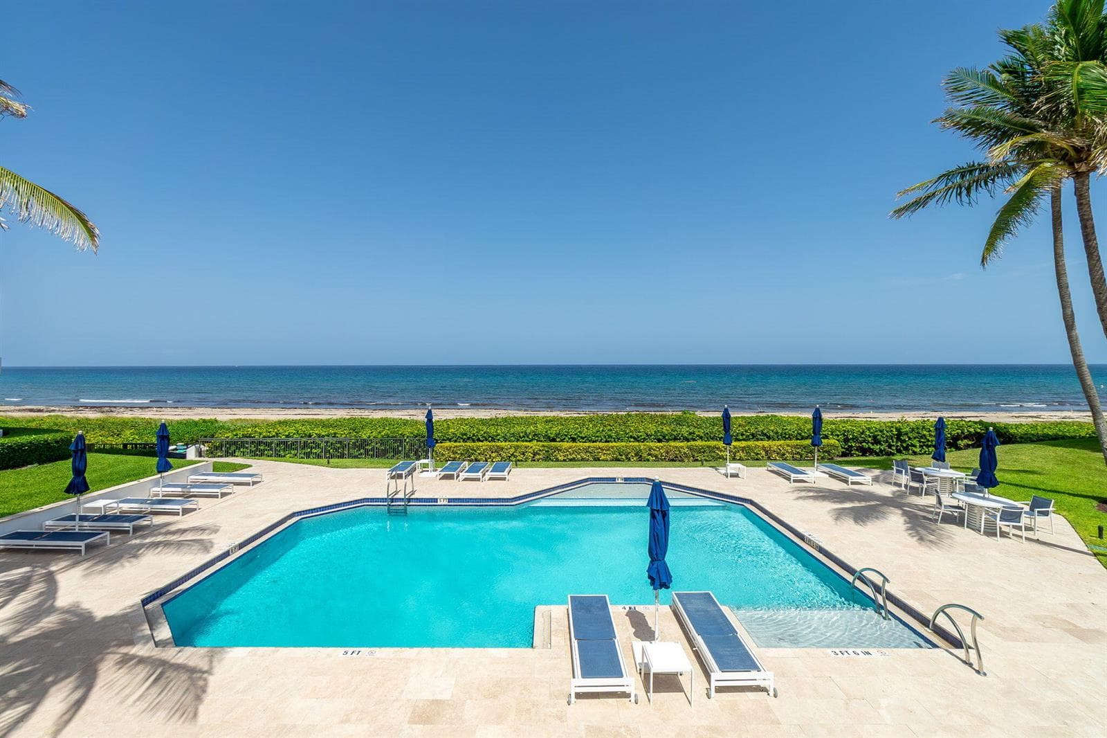 BEACHSIDE RESIDENCE