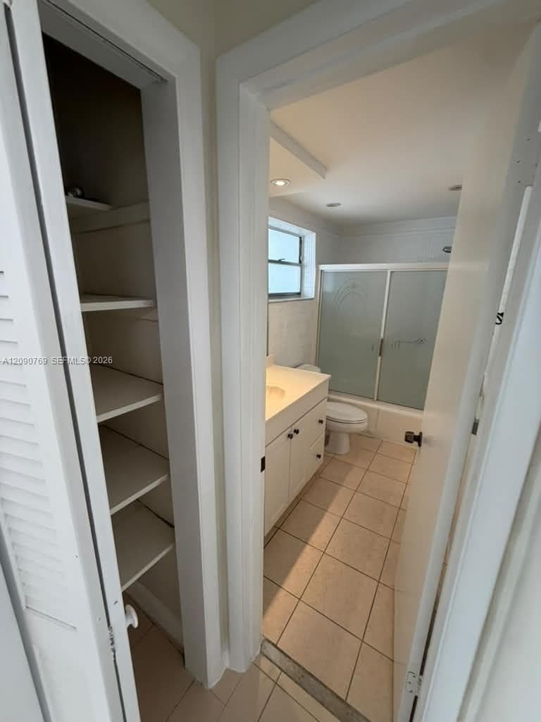 THIRD GULFSTREAM GARDEN A · #202E in Hallandale Beach - Photo 36