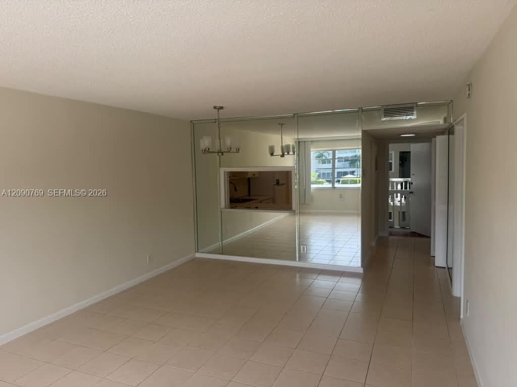 THIRD GULFSTREAM GARDEN A · #202E in Hallandale Beach - Photo 32