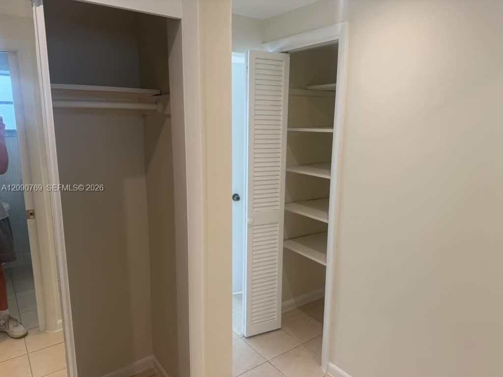 THIRD GULFSTREAM GARDEN A · #202E in Hallandale Beach - Photo 28