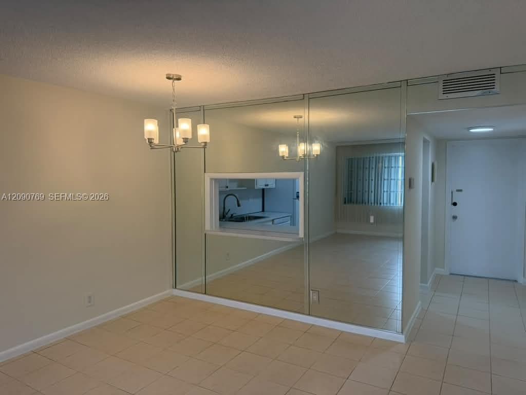THIRD GULFSTREAM GARDEN A · #202E in Hallandale Beach - Photo 9