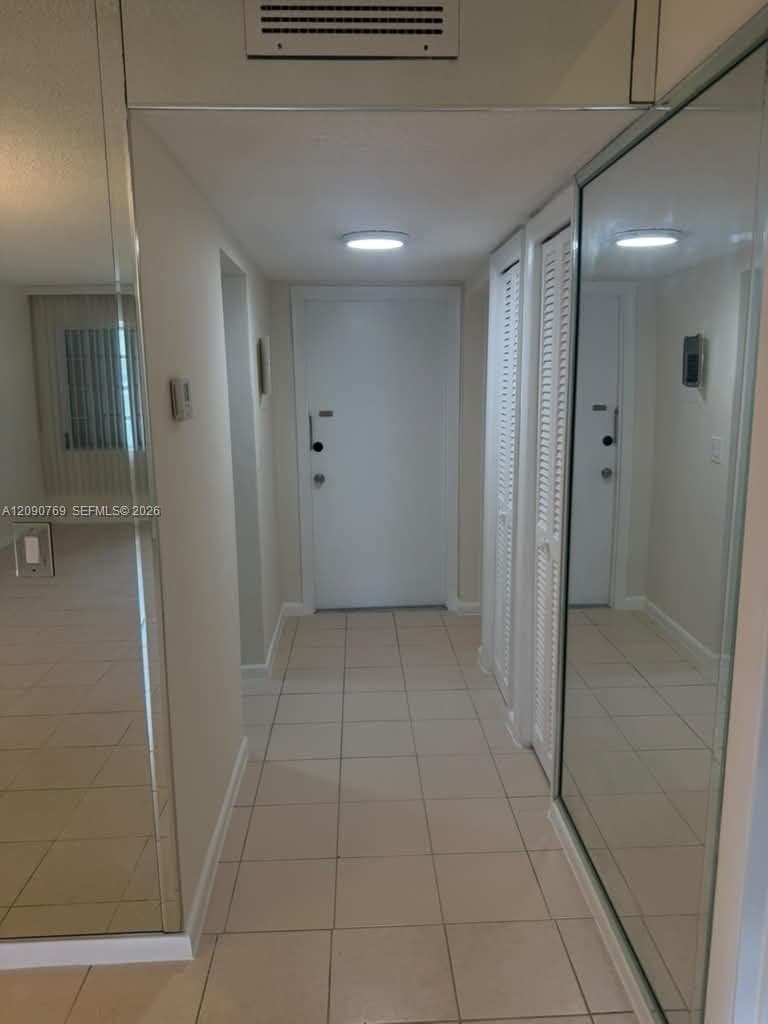 THIRD GULFSTREAM GARDEN A · #202E in Hallandale Beach - Photo 10
