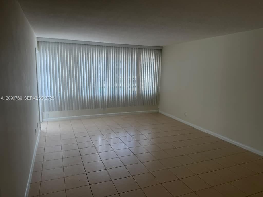 THIRD GULFSTREAM GARDEN A · #202E in Hallandale Beach - Photo 25