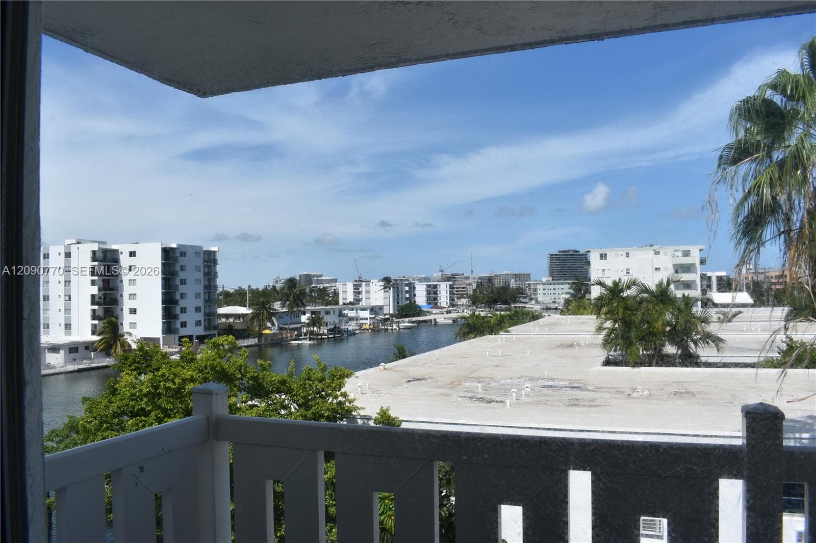 WATERWAY PLAZA CONDO · #412 in Miami Beach - Photo 9