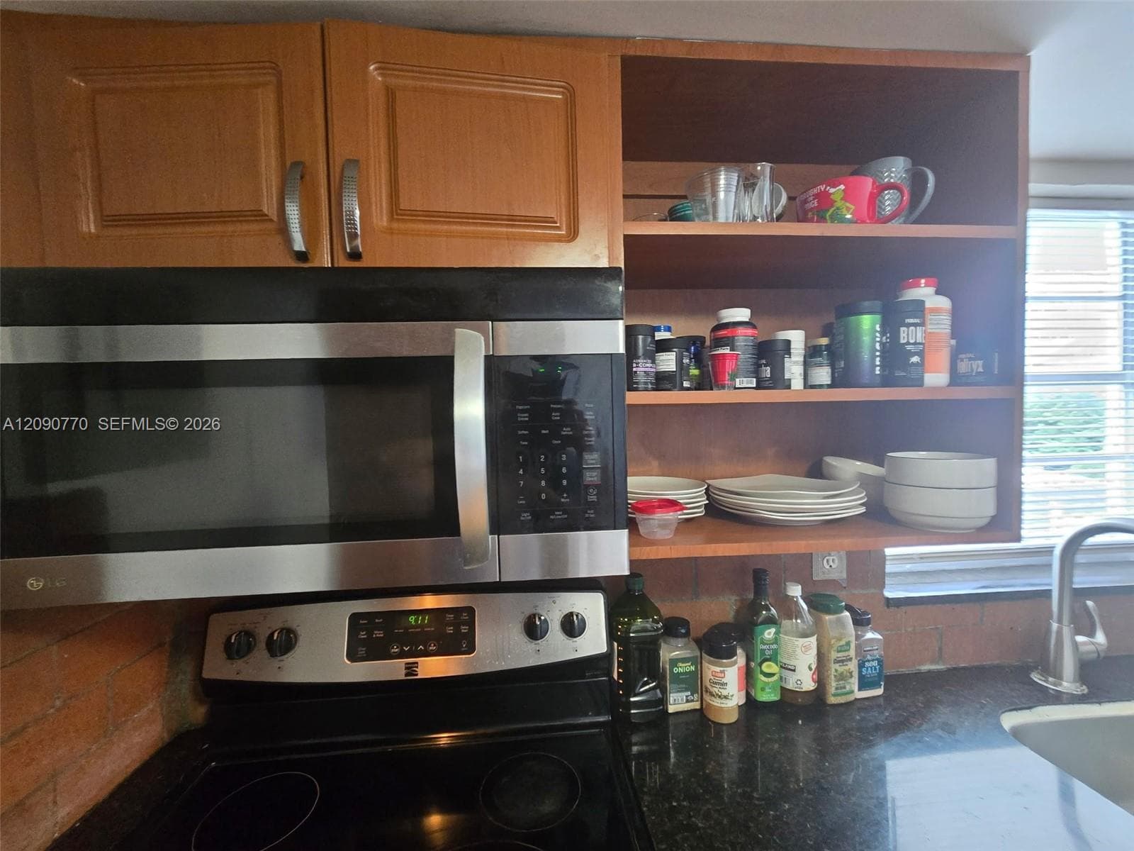 WATERWAY PLAZA CONDO · #412 in Miami Beach - Photo 37