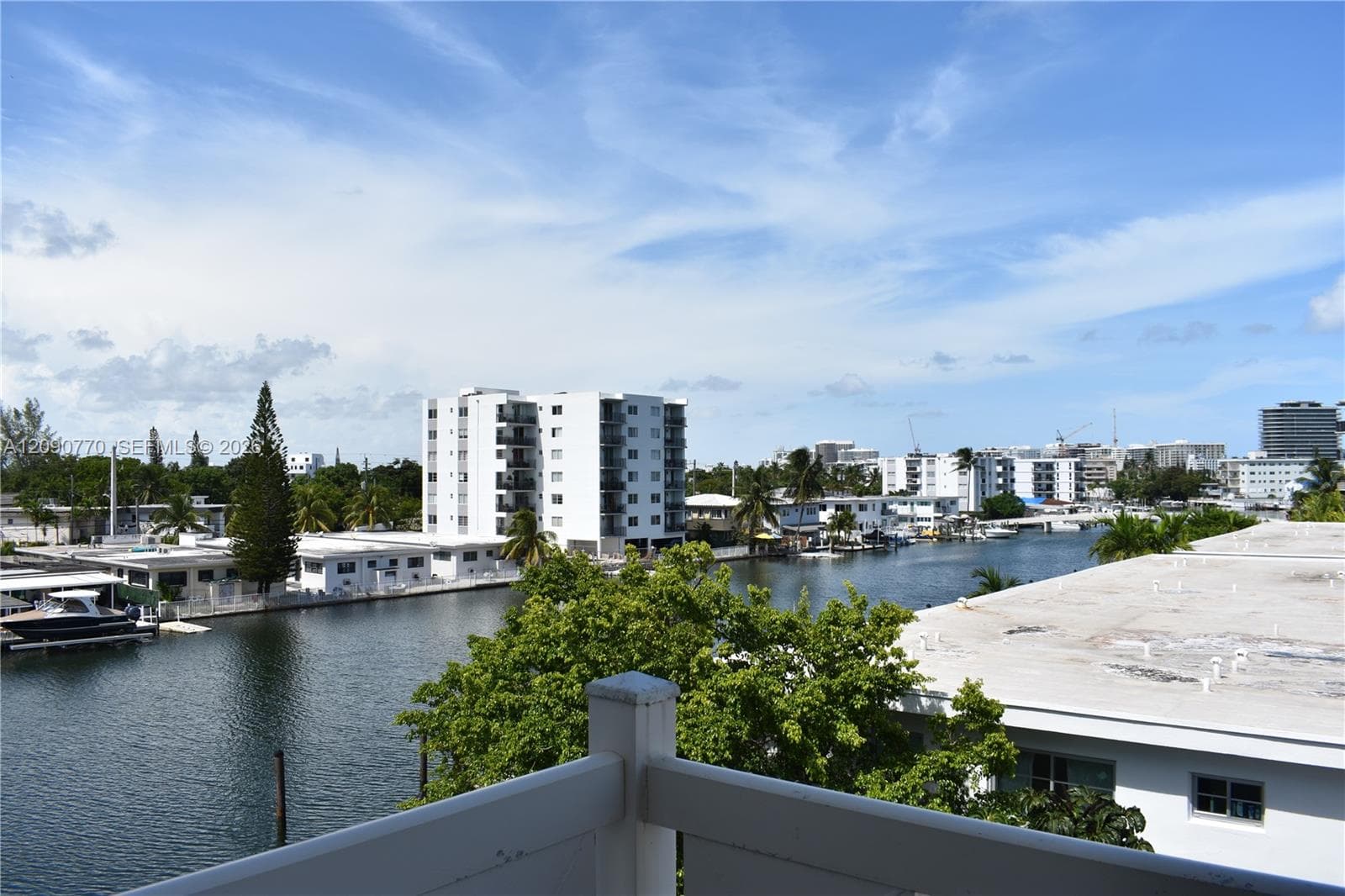 WATERWAY PLAZA CONDO · #412 in Miami Beach - Photo 11