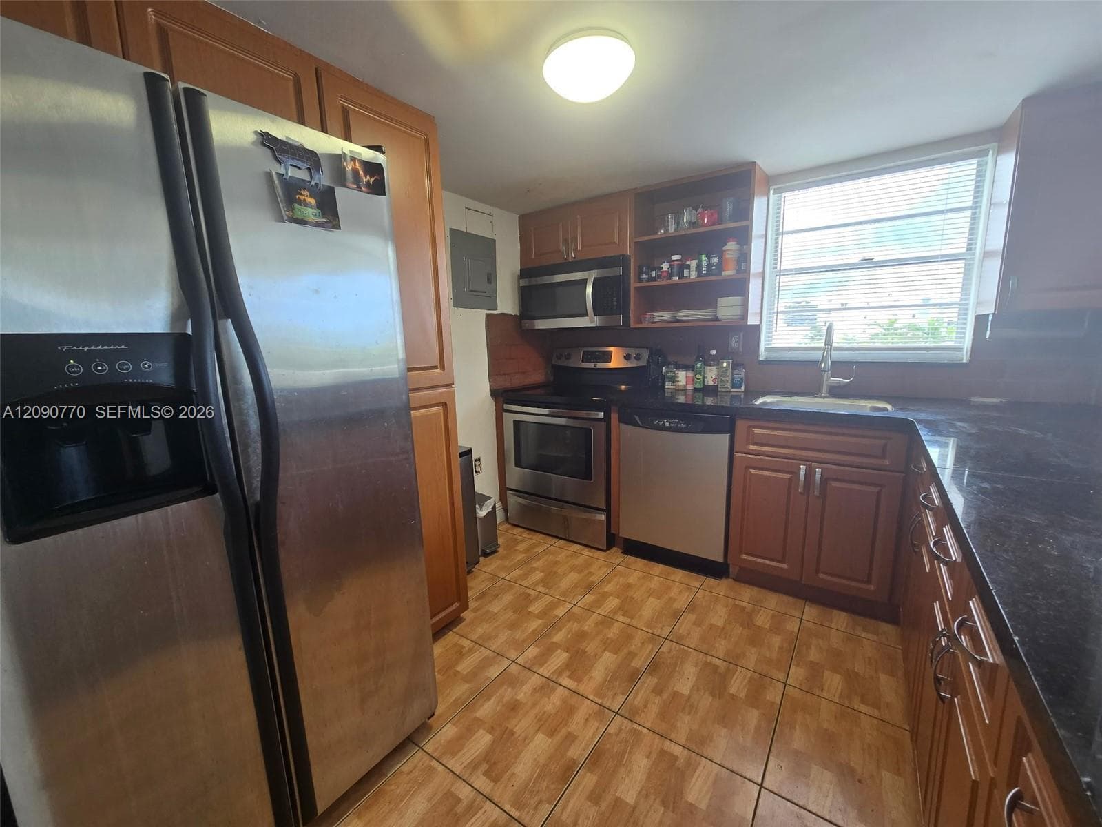 WATERWAY PLAZA CONDO · #412 in Miami Beach - Photo 40
