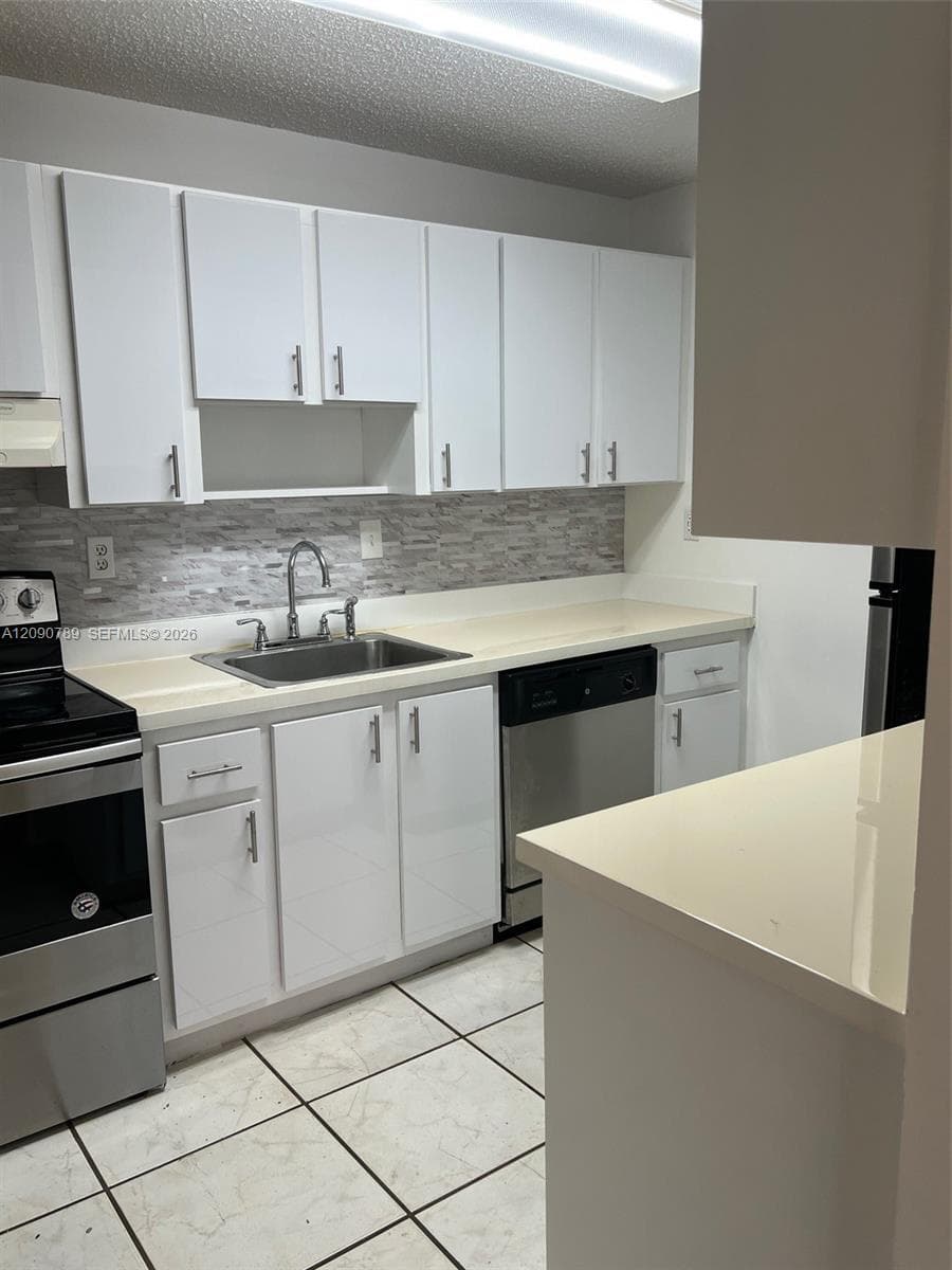 cARMEL lAKES · #206 in Miami - Photo 1