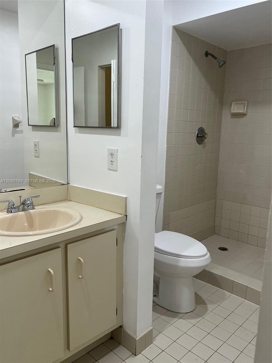 cARMEL lAKES · #206 in Miami - Photo 9