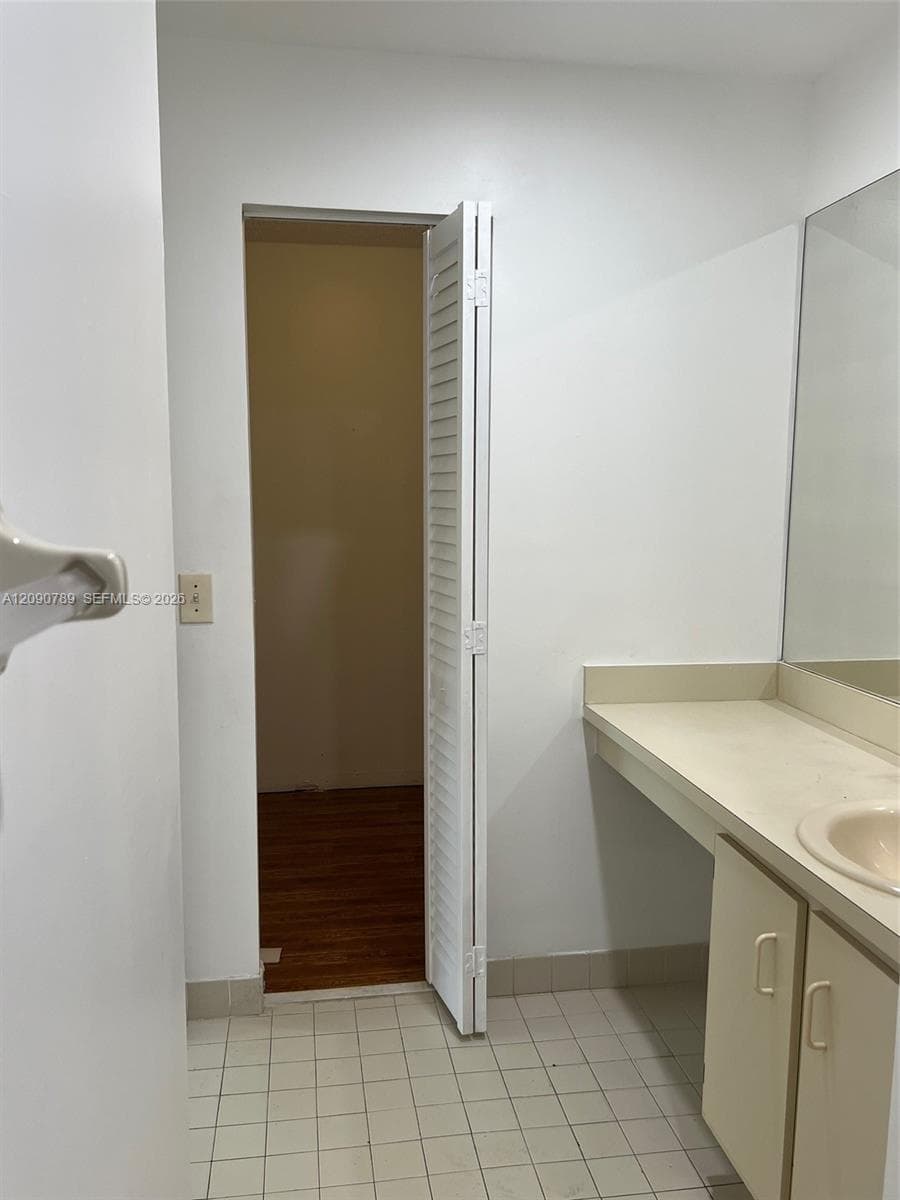 cARMEL lAKES · #206 in Miami - Photo 8