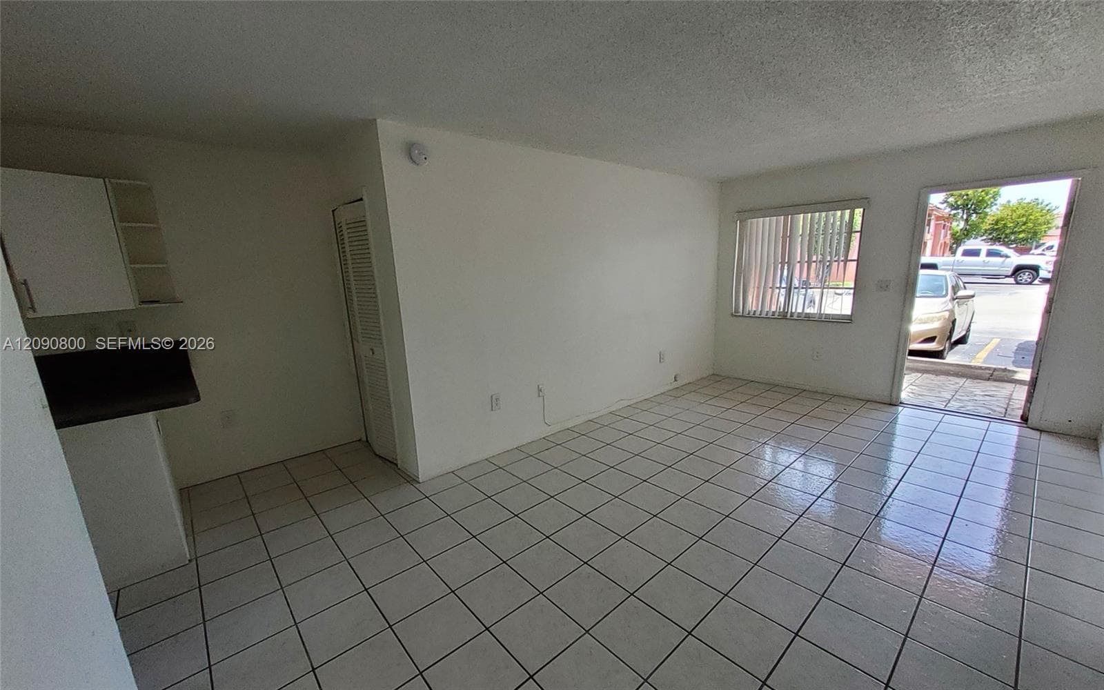 CONQUISTADOR VILLAS CONDO · #101 in Hialeah - Photo 4