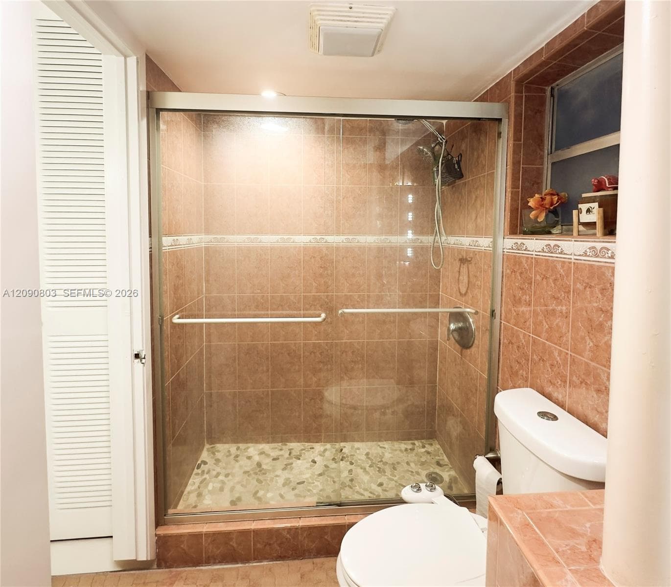 EDEN ISLES CONDO NO 5 · #404 in North Miami Beach - Photo 15