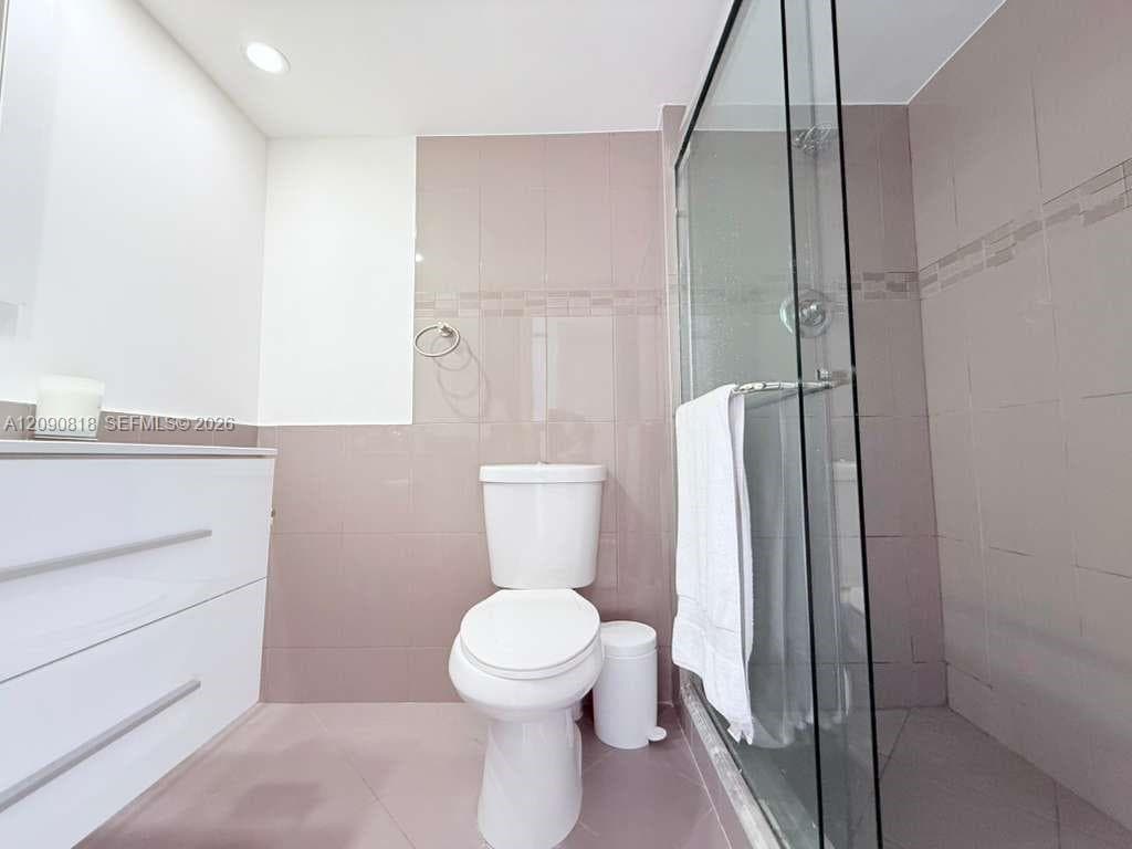 WINSTON TOWERS 200 · #1712 in Sunny Isles Beach - Photo 27