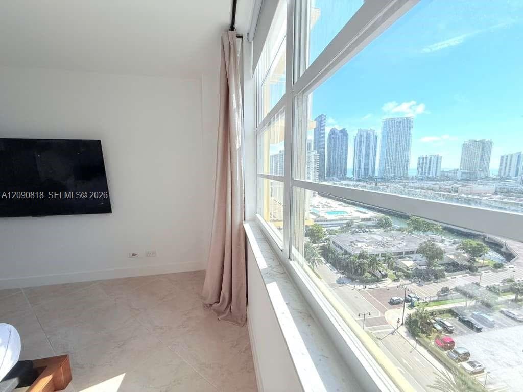WINSTON TOWERS 200 · #1712 in Sunny Isles Beach - Photo 17