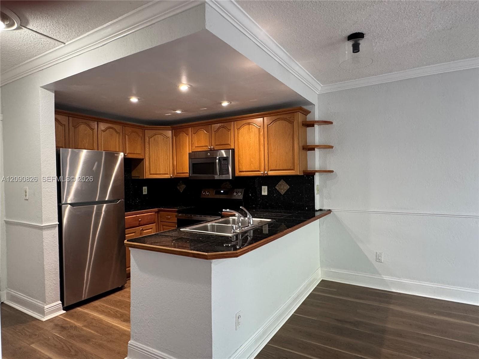 SPRINGS TOWERS CONDO · #W301 in Miami Springs - Photo 3