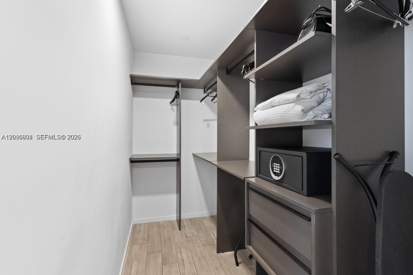 The Elser Hotel & Residences · #1518 in Miami - Photo 7