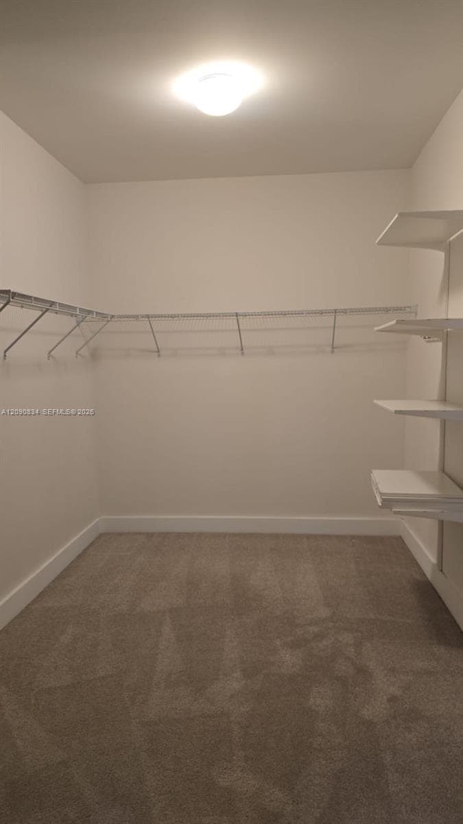 10433 NW 70th Ln photo 17