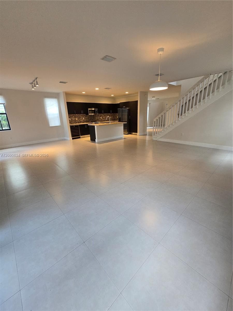 10433 NW 70th Ln photo 10