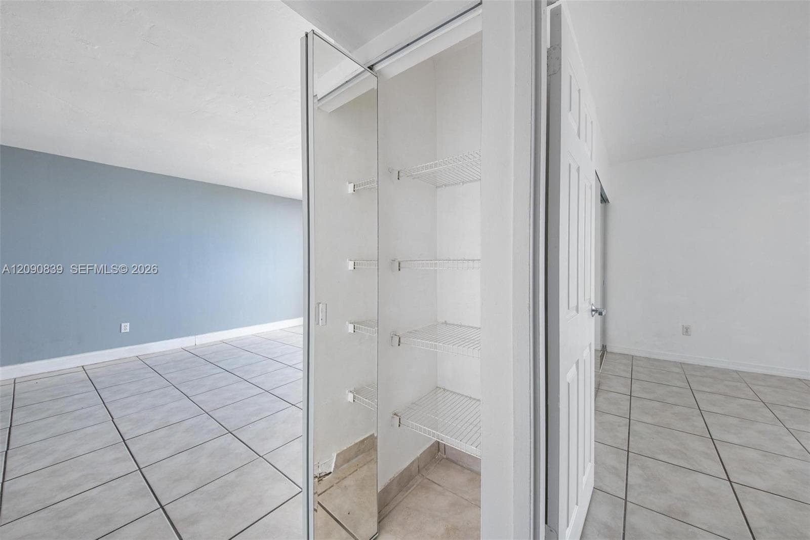 VECINO DEL MAR CONDO · #811 in North Miami - Photo 28