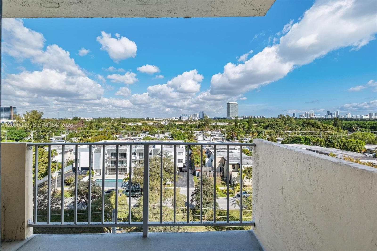 VECINO DEL MAR CONDO · #811 in North Miami - Photo 20
