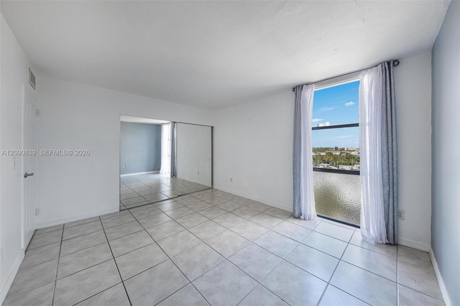 VECINO DEL MAR CONDO · #811 in North Miami - Photo 30