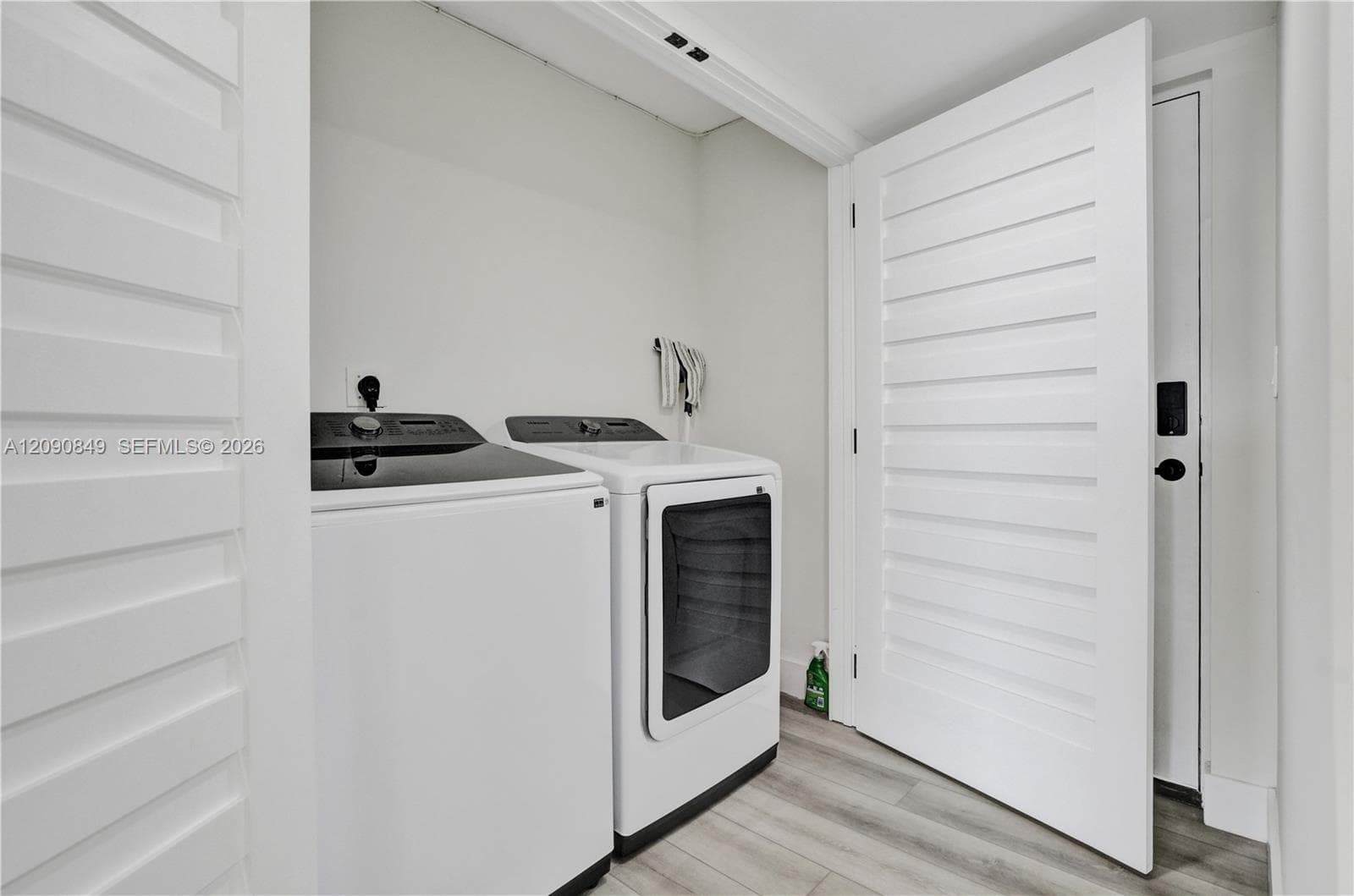 FRANCES CONDO APTS · #502 in Miami Beach - Photo 18