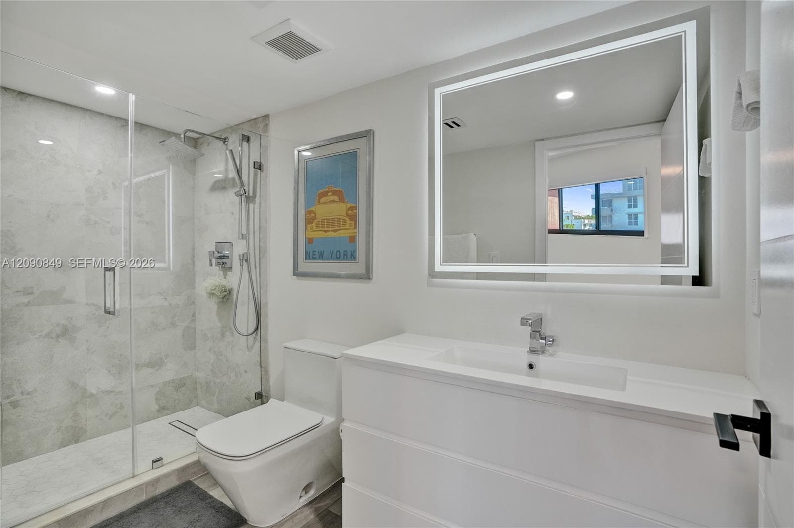 FRANCES CONDO APTS · #502 in Miami Beach - Photo 8