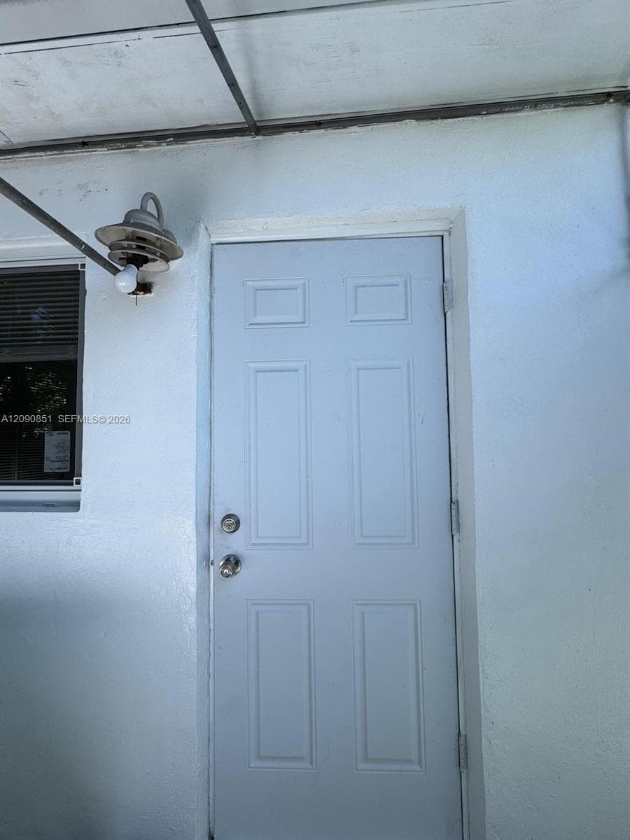 1416 SW 27th St photo 6