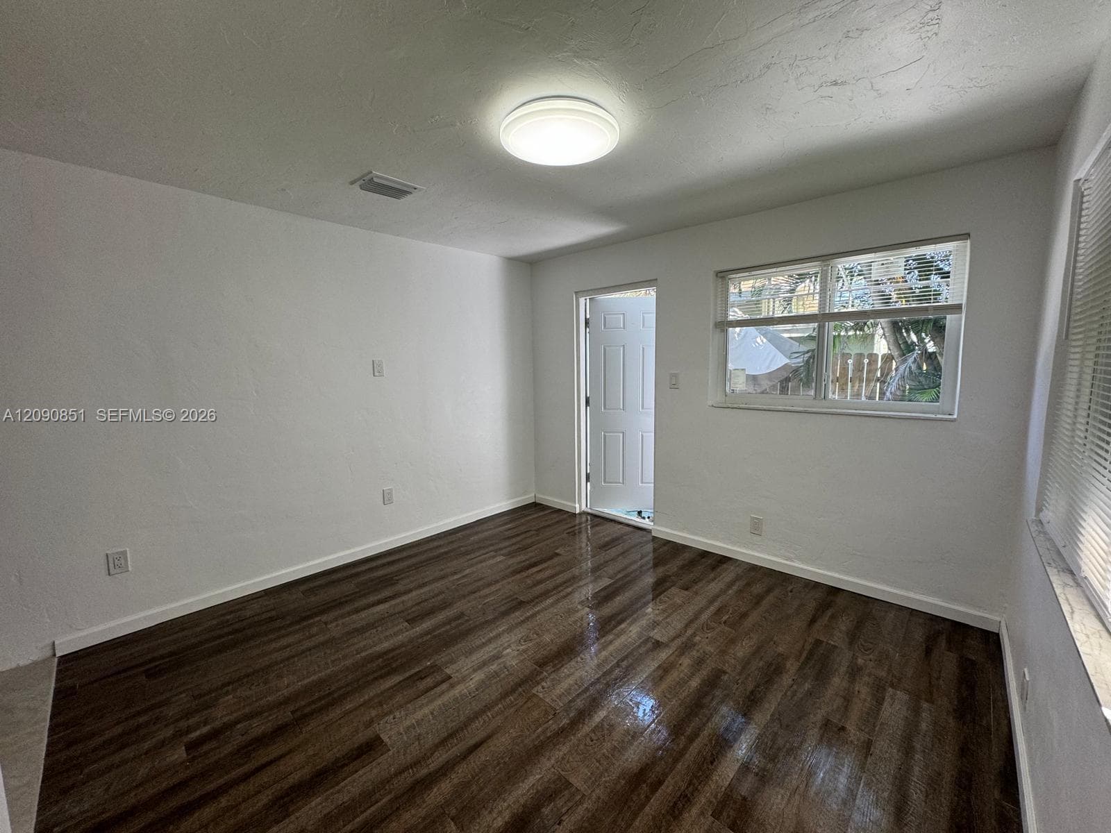 1416 SW 27th St photo 5