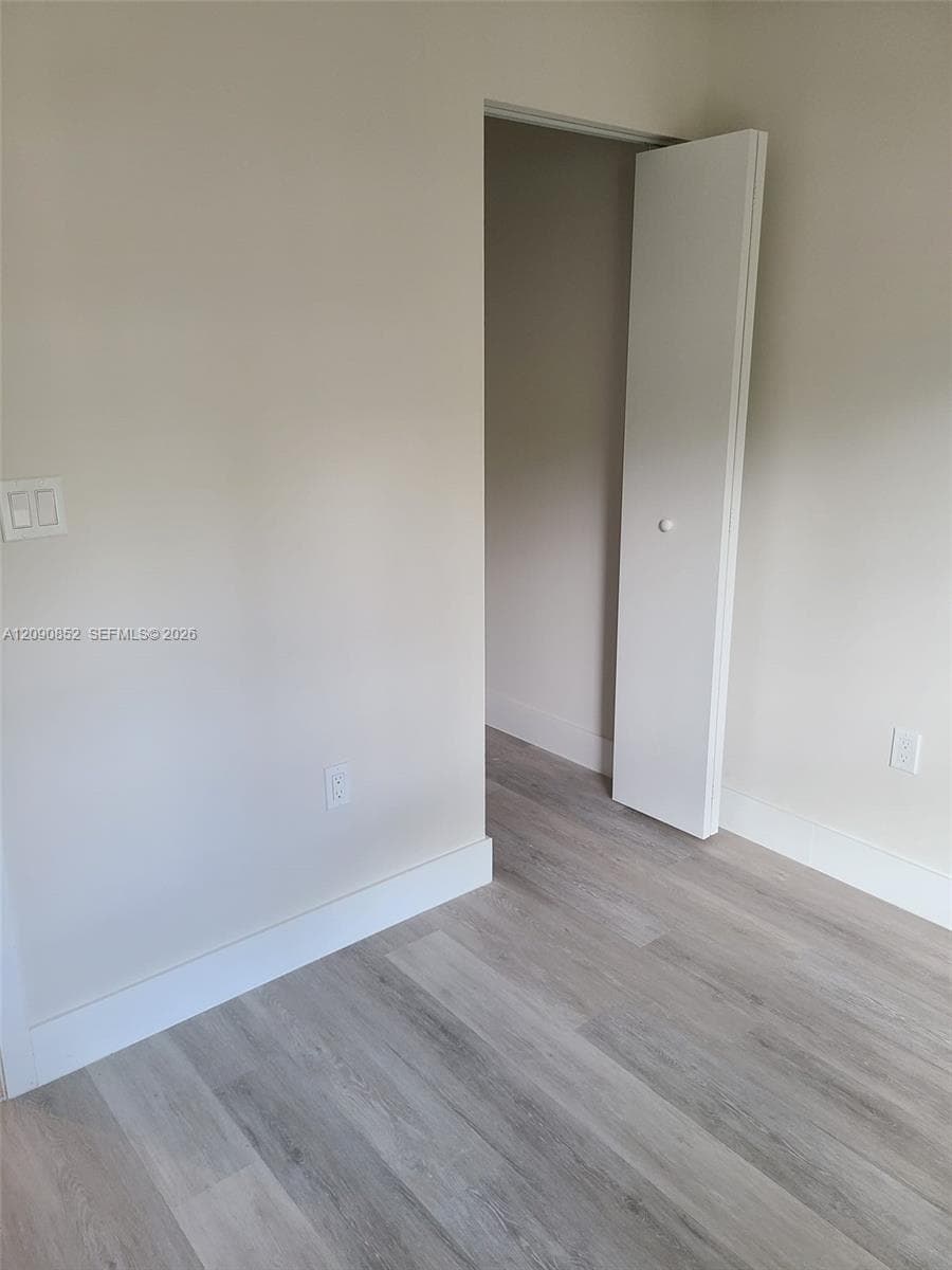 2555 NE 193 St #2114 photo 17