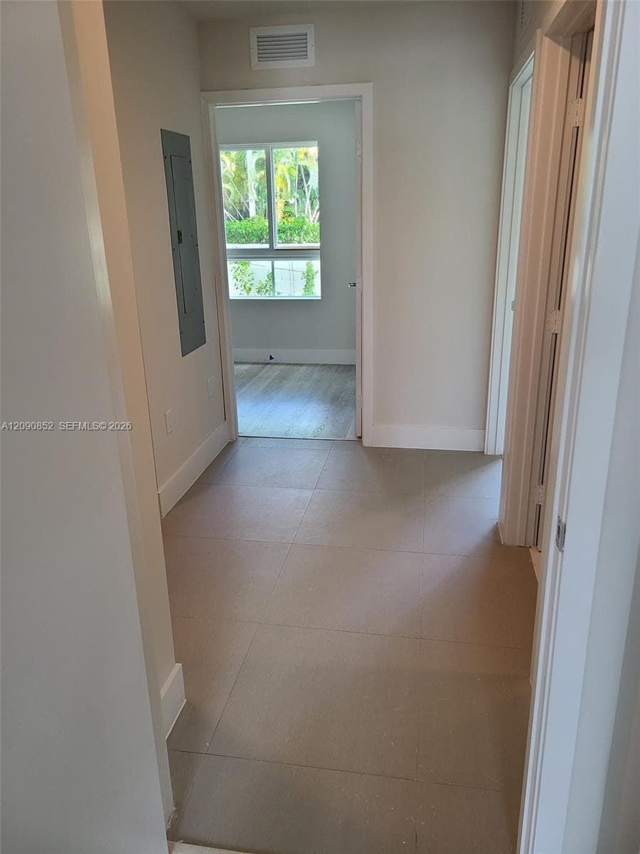 2555 NE 193 St #2114 photo 22