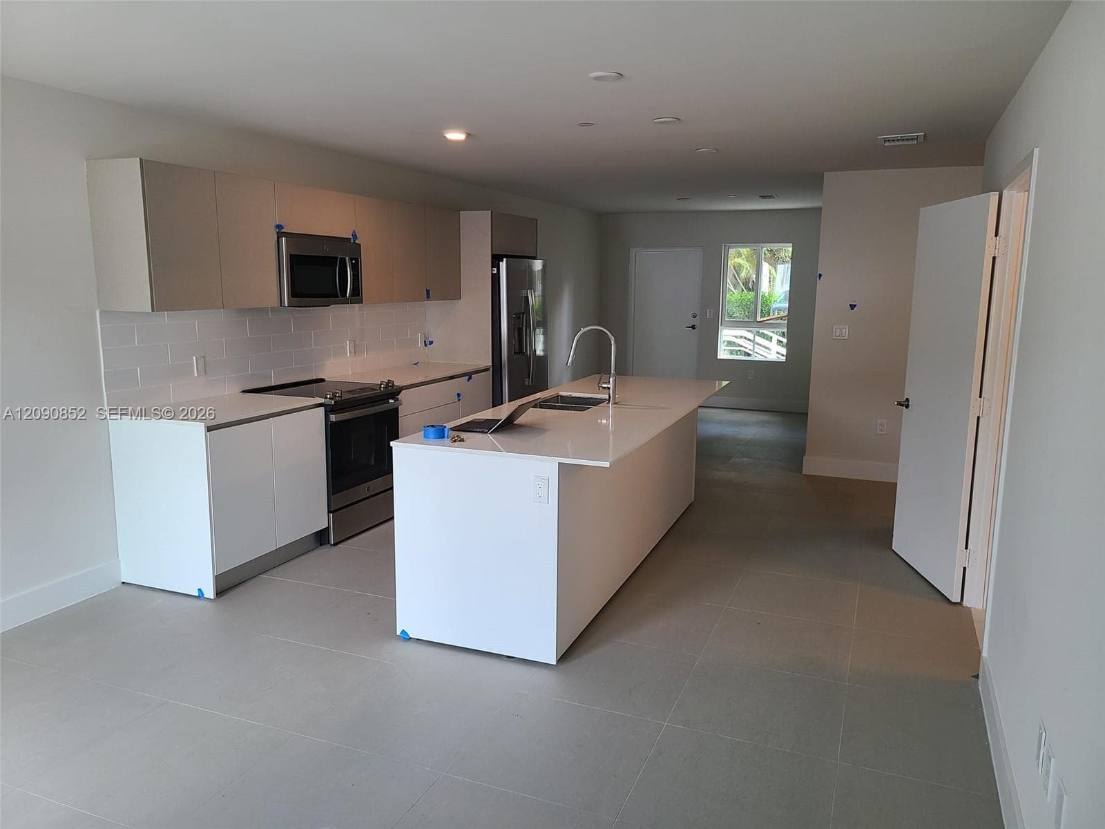 2555 NE 193 St #2114 photo 5