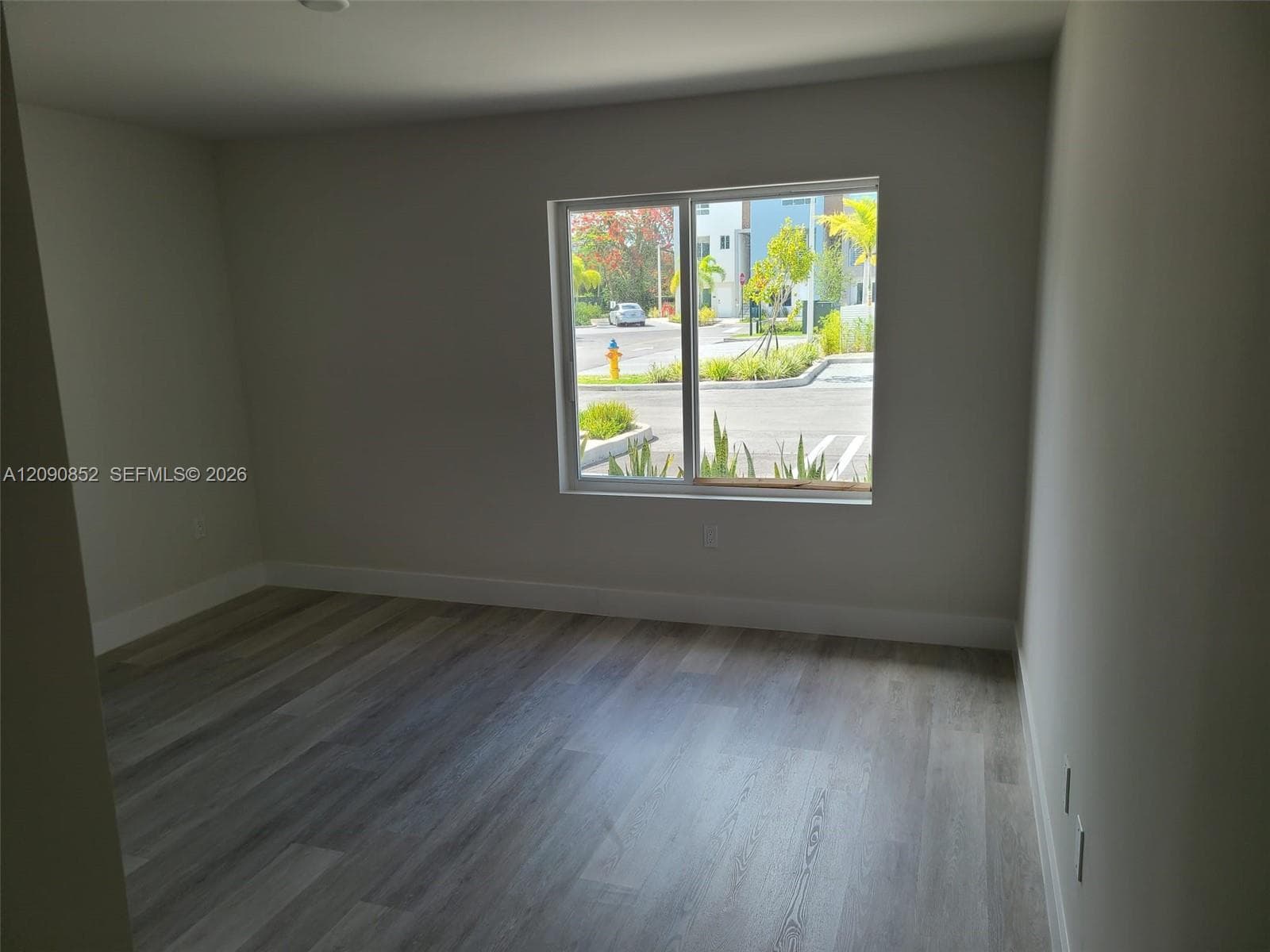 2555 NE 193 St #2114 photo 9