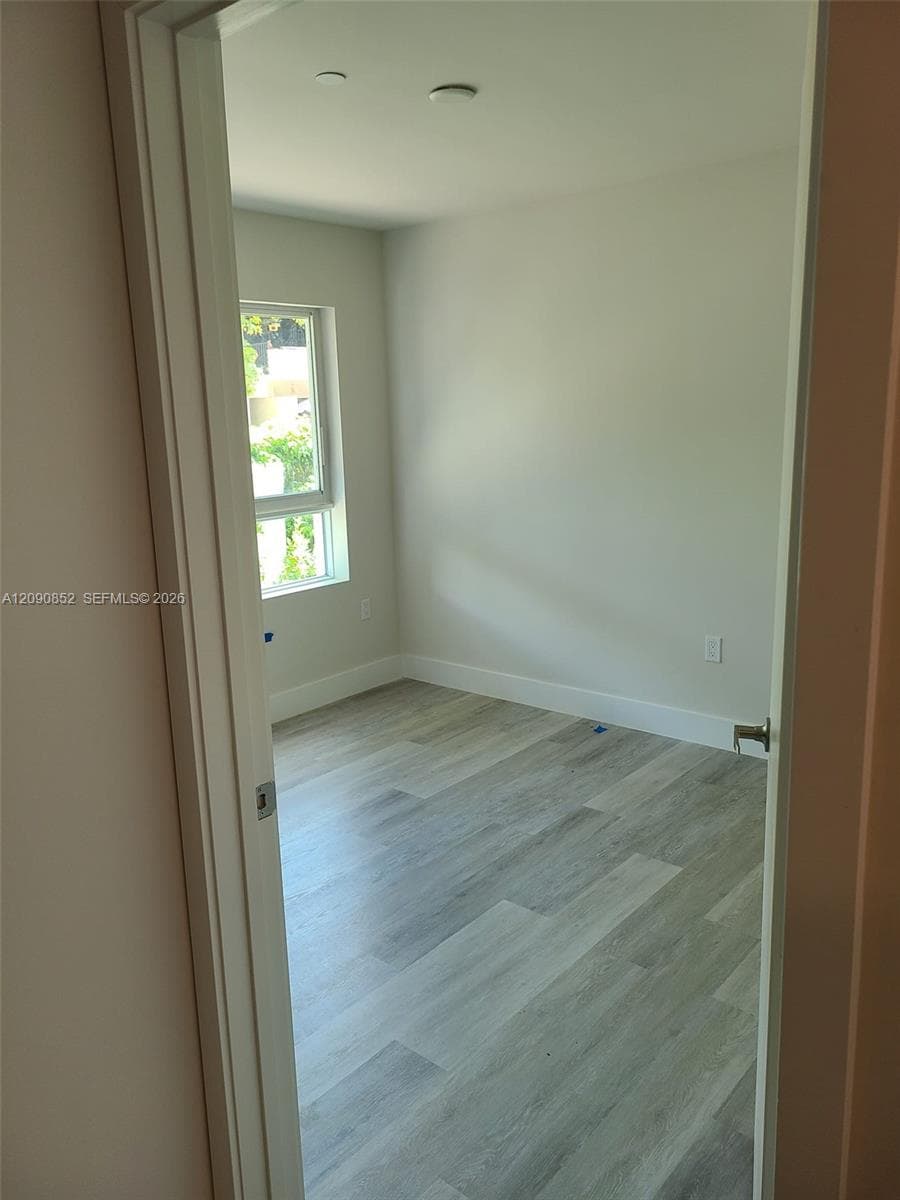 2555 NE 193 St #2114 photo 19