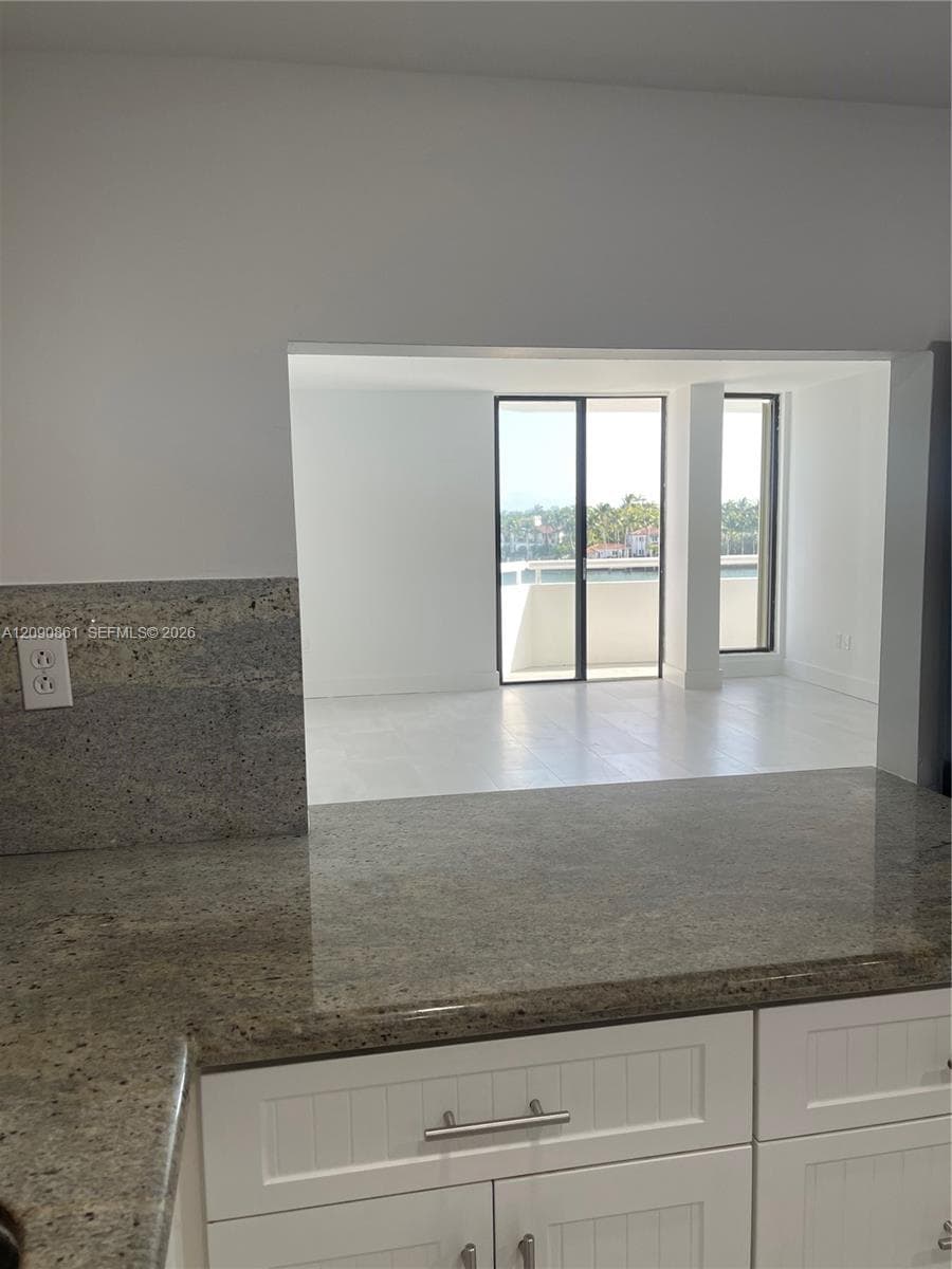 INDIAN CREEK CL MARINA CO · #4D in Miami Beach - Photo 19