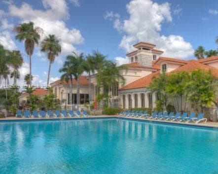 Country Club