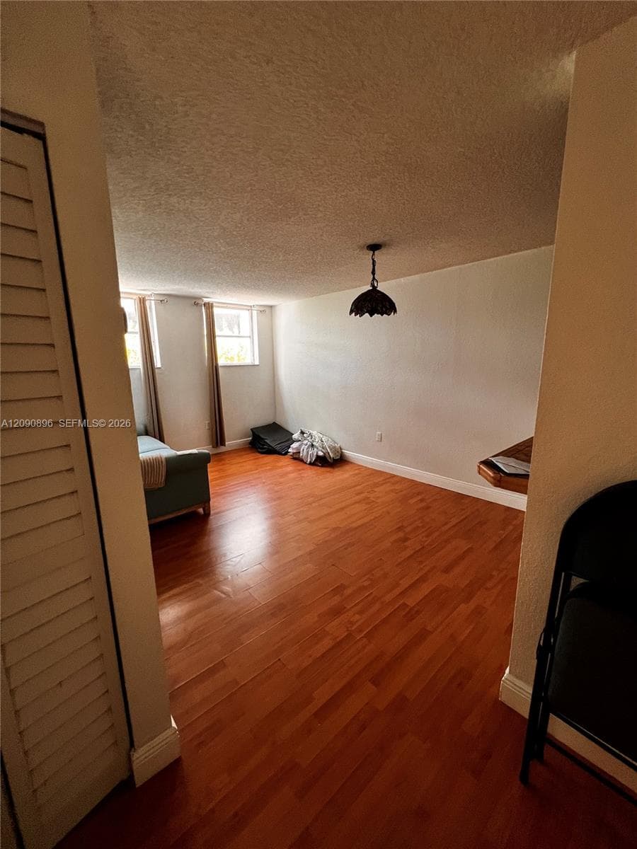 PALM GARDENS CONDO · #406 in Miami - Photo 4