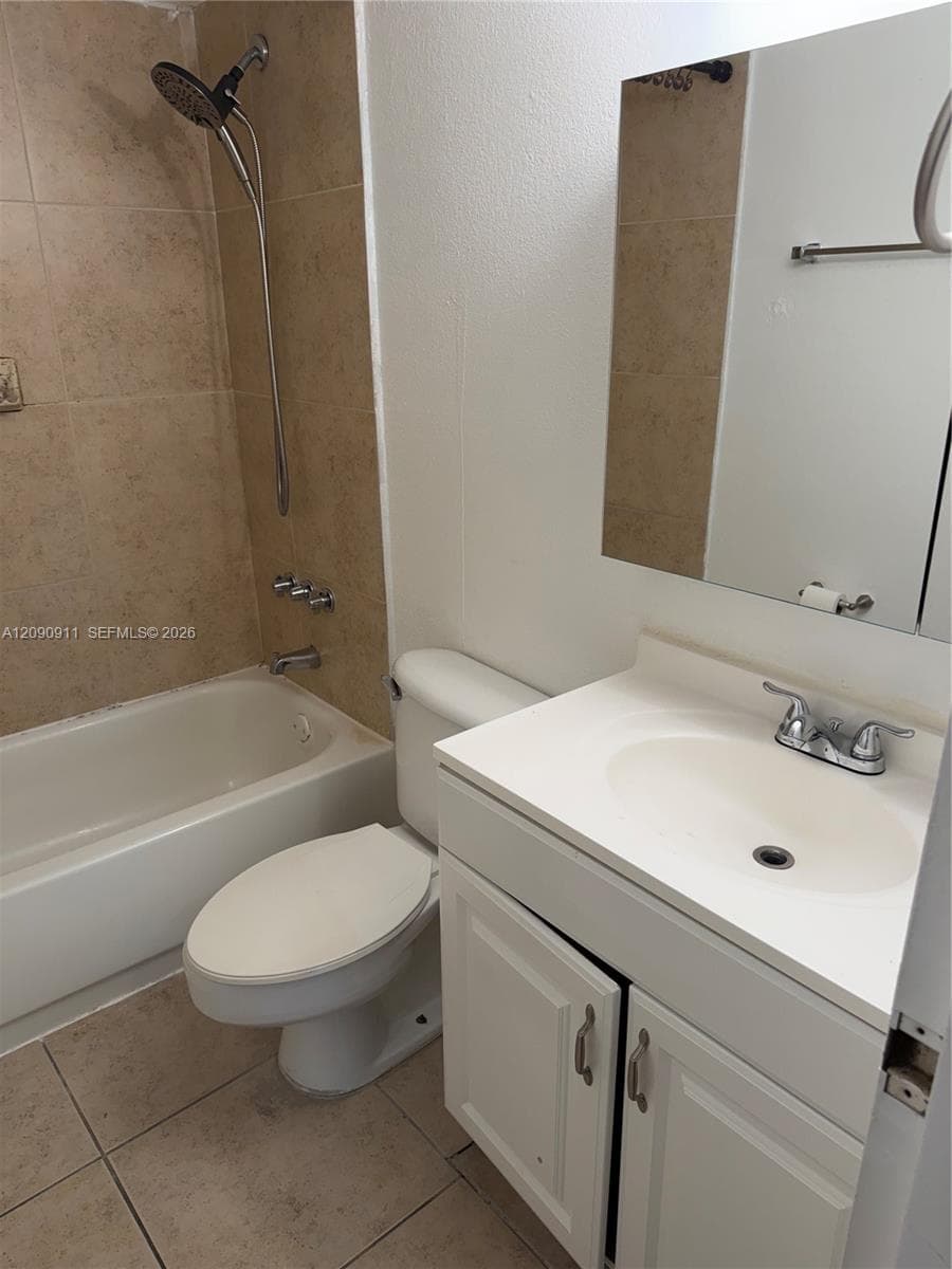 BAYVIEW PALMS CONDO · #413 in North Miami - Photo 8