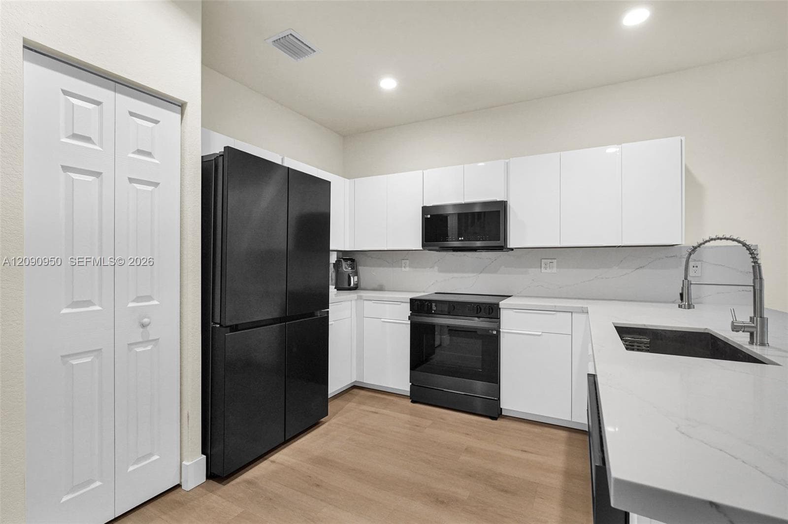 9255 W 33rd Ln #9255 photo 5