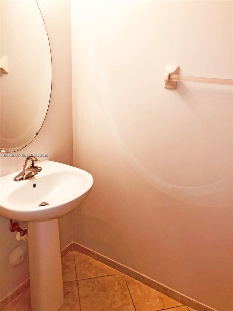 2884 SE 2nd Dr #2 photo 8