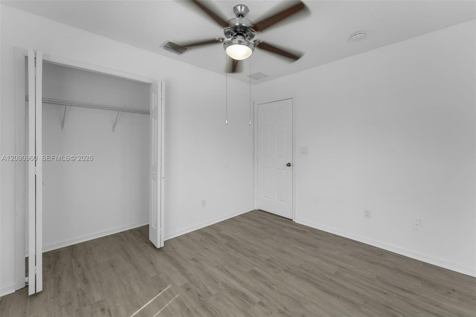 2712 SE 15th Pl photo 17