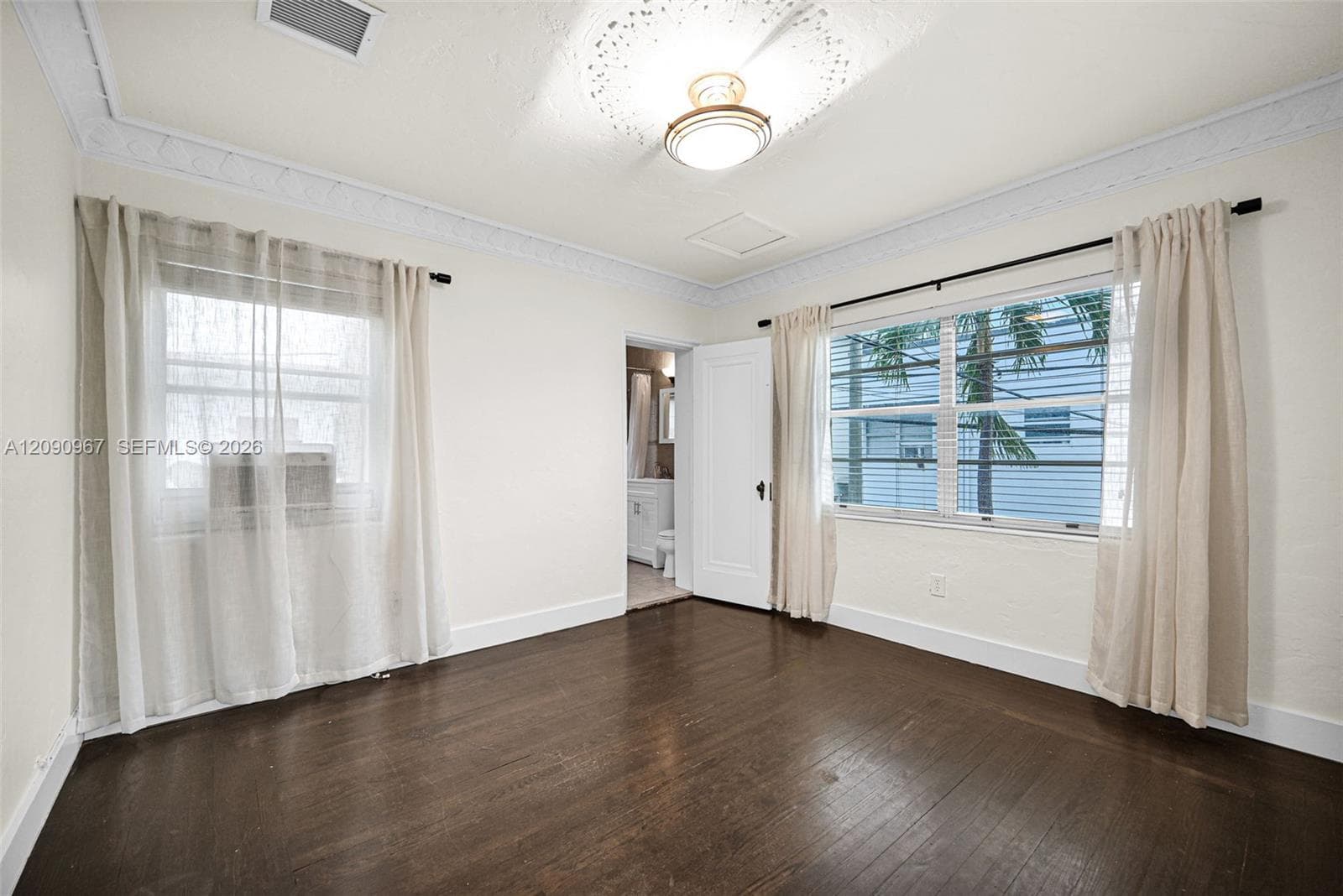 FLAMINGO WAVE CONDO · #8 in Miami Beach - Photo 19