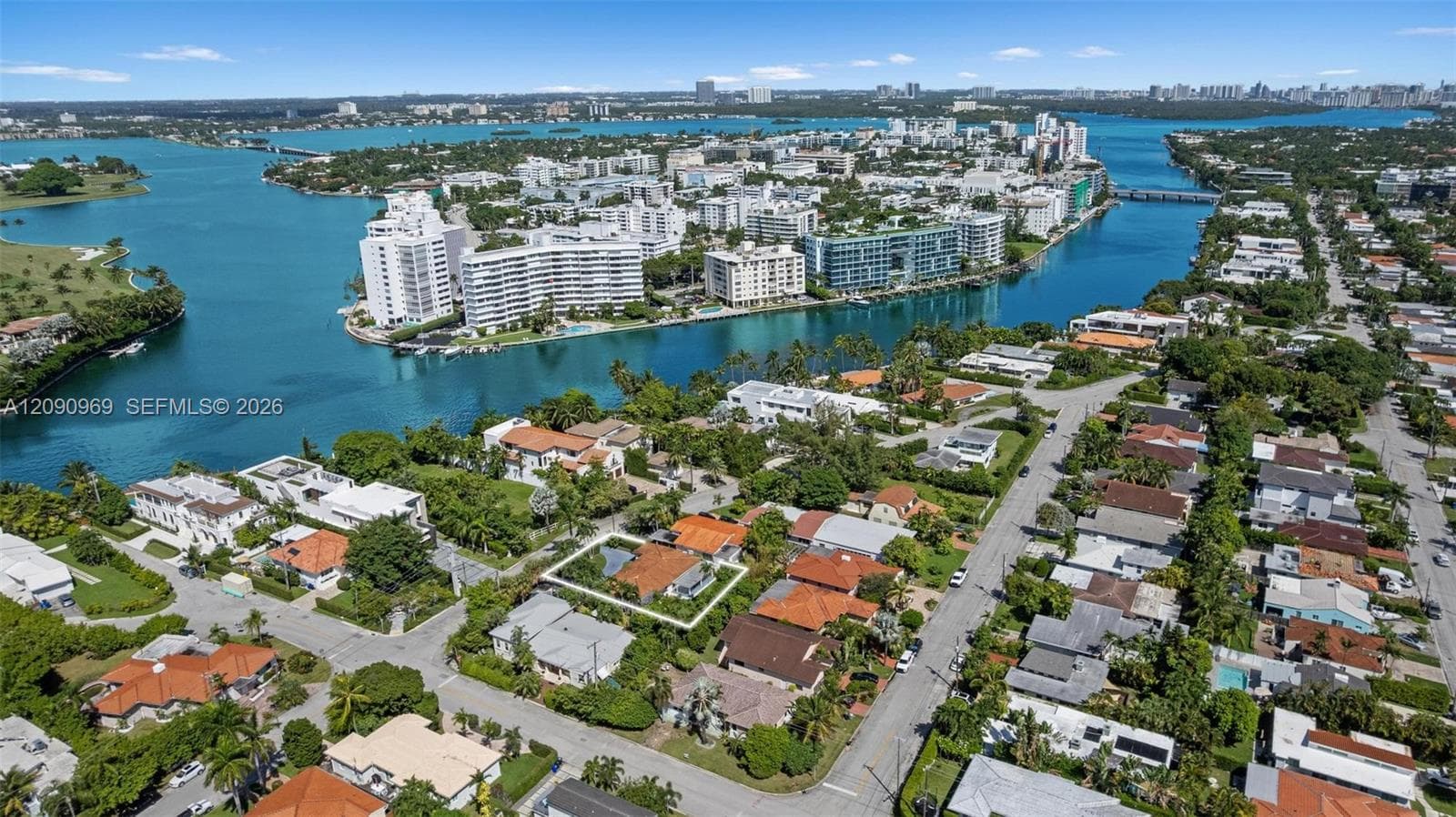 9217 Bay Dr photo 30