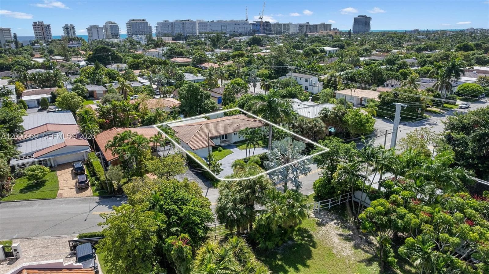 9217 Bay Dr photo 33