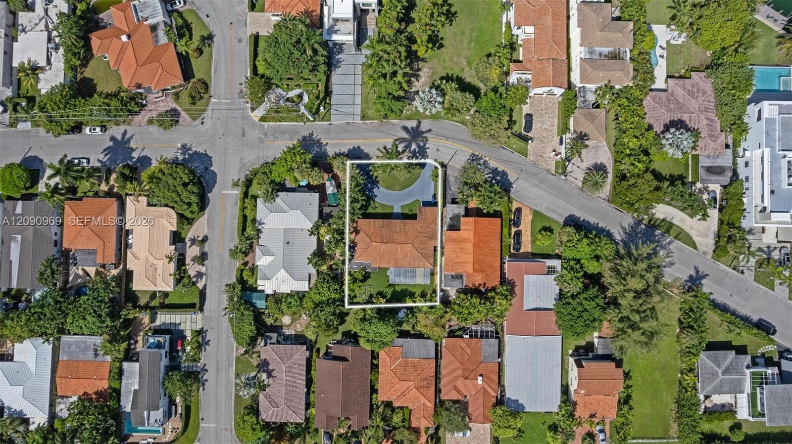 9217 Bay Dr photo 37
