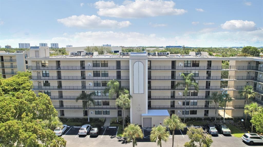 14 Royal Palm ariel